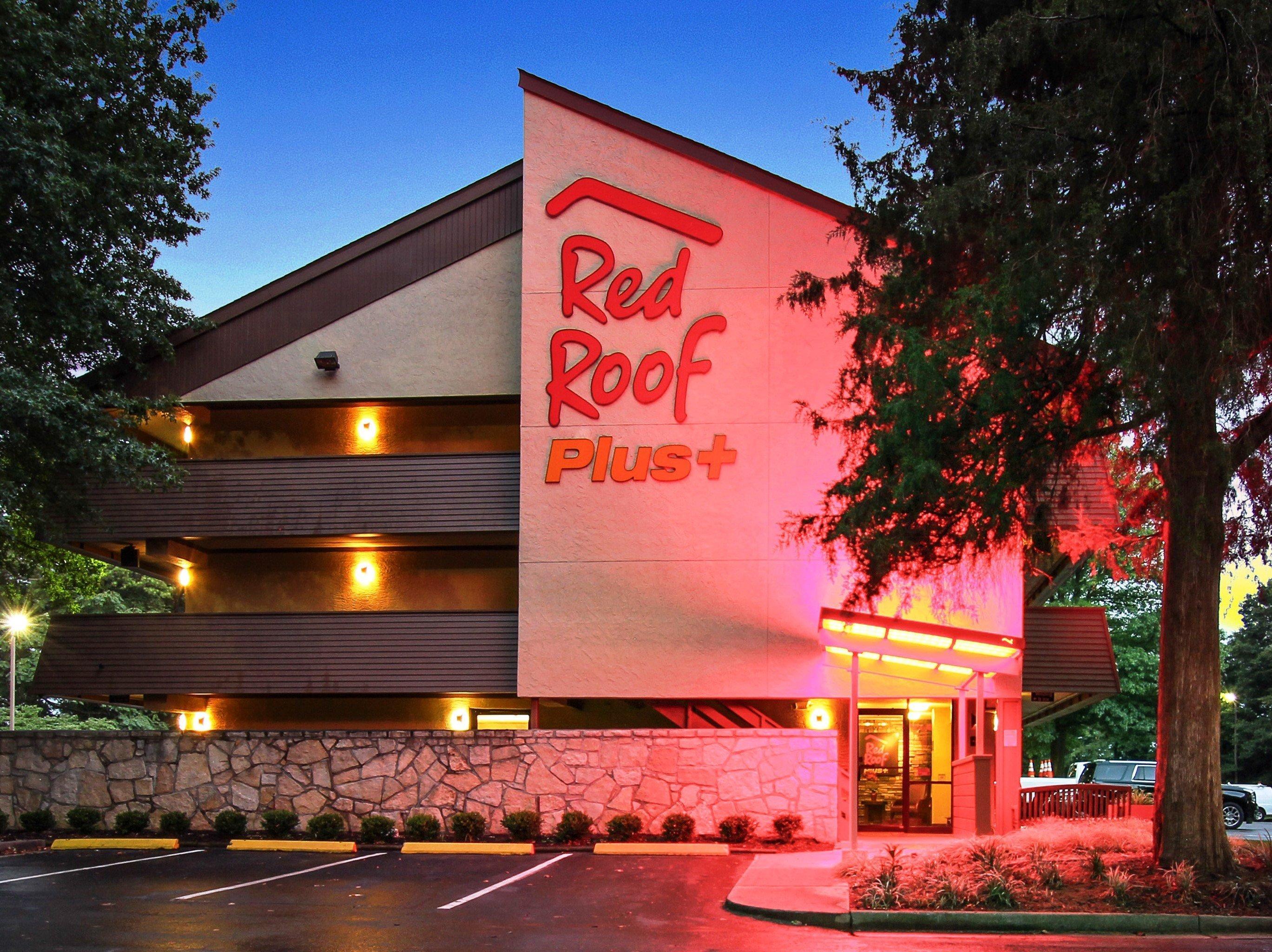 Red Roof Inn Plus+ Atlanta - Buckhead Exterior photo